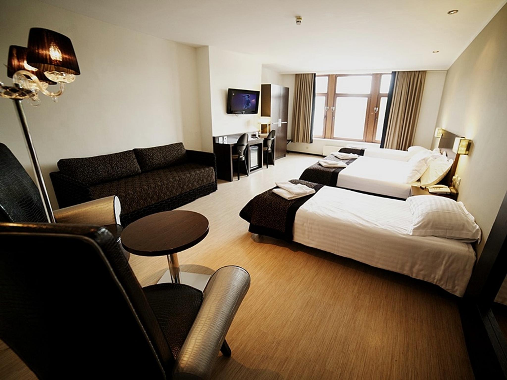 Urban Yard Hotel 3*